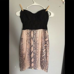 Forever 21 short Cocktail Dress Size S